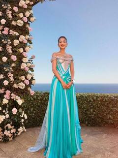 Radhika Merchant : गुलाबी बांधणी लेहंगा, त्यावर सोन्याच्या तारेचे नक्षीकाम, नवरीबाई राधिका मर्चंटच्या लुकची चर्चा!