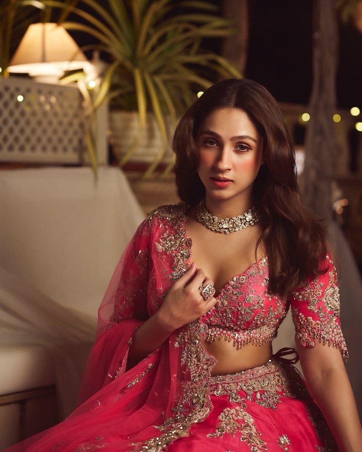 For the unversed, Pashmina is Hrithik Roshan's cousin. (All Image: Pashmina Roshan/Instagram)