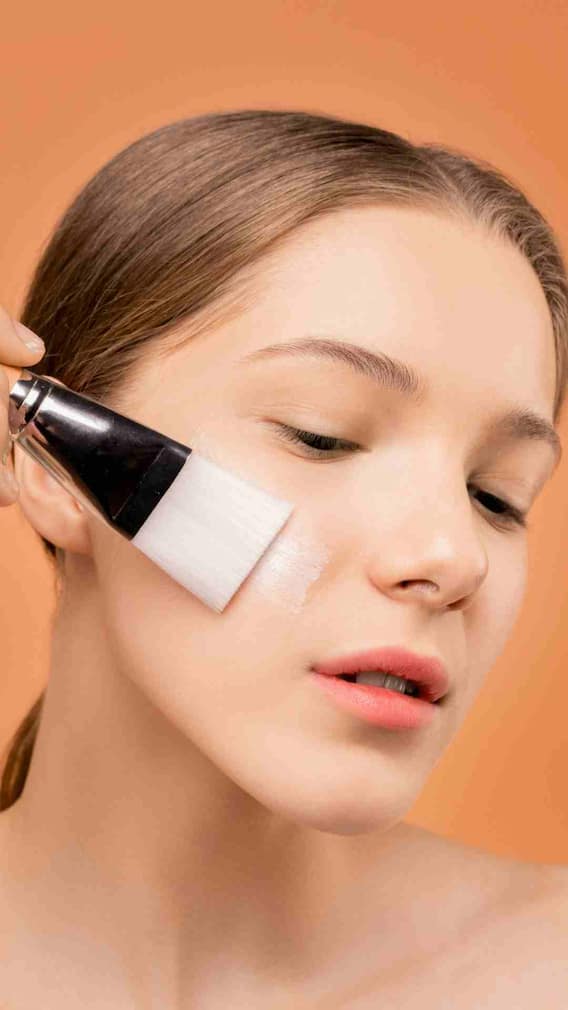 આ 2 ઘરગથ્થું ઉપાયોથી ચહેરા પરના બધા ડાઘ થશે ગાયબ