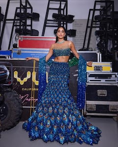 Janhvi Kapoor Shares Pics From Anant-Radhika Sangeet, Shikhar Cuts Can-Can From Her Dress