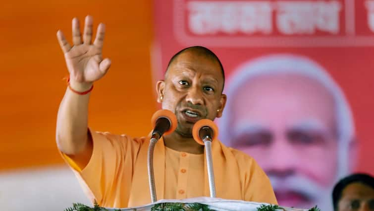 CM Yogi Adityanath says person can do anything if he has the will to do it ann UP Politics: 'यदि करने की इच्छाशक्ति हो तो व्यक्ति कुछ भी कर सकता है'- सीएम योगी