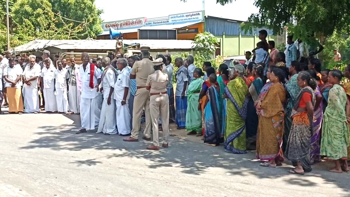 நான்கு வழிச்சாலை பணியால் துண்டிக்கப்பட்ட விளைநிலங்கள் - போராட்டத்தில் குதித்த விவசாயிகள்