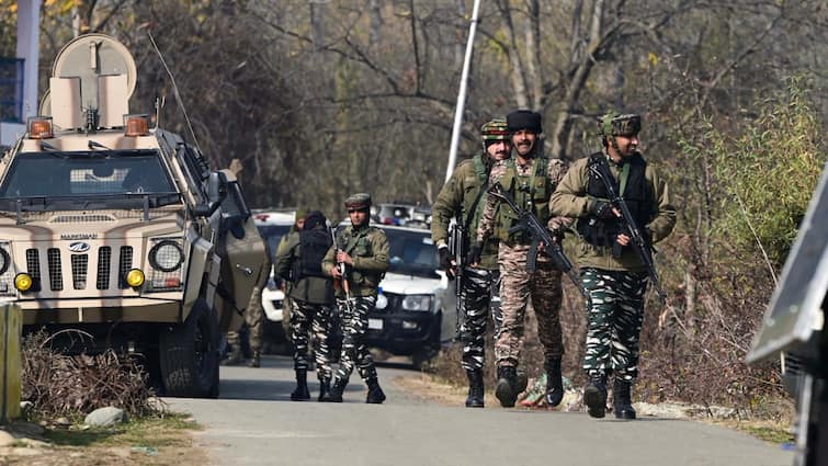 Jammu and Kashmir Kupwara Encounter news Terrorist death toll Killed Along LoC Machil Tangdhar sectors Jammu And Kashmir: 3 Terrorists Believed To Be Killed In Encounter Along LoC In Kupwara