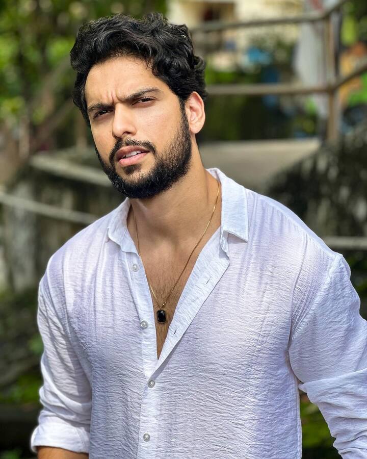 रियलिटी शो 'बिग बॉस ओटीटी 3' इन दिनों खूब चर्चा में बना हुआ है. इस शो को फैंस खूब पसंद कर रहे हैं. अनिल कपूर के शो में टीवी एक्टर साई केतन राव भी नजर आ रहे हैं. इस सीजन में उन्होंने हाल ही में अपने स्ट्रगल के दिनों पर बात की.