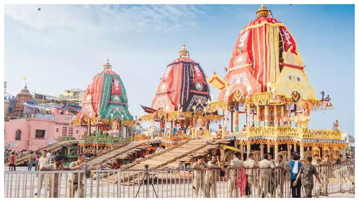 जगन्नाथ रथ यात्रा का भव्य आयोजन 10 दिनों तक होता है.