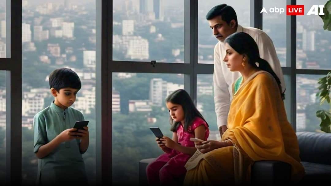 Parenting Tips: क्या आप भी करती हैं अपने बच्चों की जासूसी, बैकफायर कर सकती है आपकी यह आदत Do not spy your kids they can backfire bachcho ki jasoosi karna kitna sahi Parenting Tips: क्या आप भी करती हैं अपने बच्चों की जासूसी, बैकफायर कर सकती है आपकी यह आदत