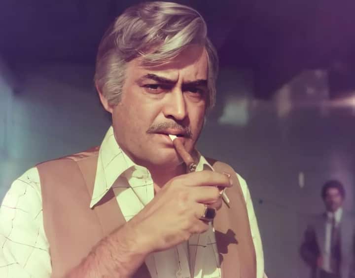 संजीव कुमार ने कहा था कि, ‘क्योंकि मैं कभी भी अपना बुढ़ापा नहीं देख पाऊंगा. इसलिए उस उम्र को मैं पर्दे पर निभाकर अनुभव ले रहा हूं’.