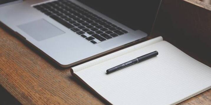 લોરેન્સનું માનવું છે કે તેને નોકરીમાંથી કાઢી મૂક્યા વિના નોકરી છોડવા માટે દબાણ કરવાની આ કંપનીની રીત હતી, જે તેને બિલકુલ પસંદ ન હતી. તેણી સંપૂર્ણપણે એકલતા અનુભવતી હતી અને કંપનીના આ વર્તનથી નાખુશ હતી.