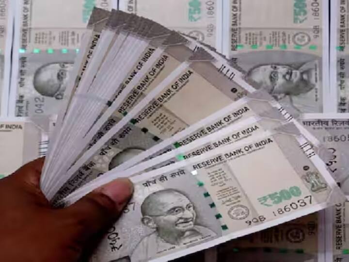 ਲੀਵ ਇਨਕੈਸ਼ਮੈਂਟ ਨੂੰ ਅੰਸ਼ਕ ਤੌਰ 'ਤੇ ਟੈਕਸ ਦੇ ਘੇਰੇ ਤੋਂ ਬਾਹਰ ਰੱਖਿਆ ਗਿਆ ਹੈ। ਸਰਕਾਰੀ ਕਰਮਚਾਰੀ 10 ਮਹੀਨਿਆਂ ਤੱਕ ਦੀ ਲੀਵ ਇਨਕੈਸ਼ਮੈਂਟ 'ਤੇ ਟੈਕਸ ਛੋਟ ਦਾ ਲਾਭ ਲੈ ਸਕਦੇ ਹਨ। ਜਦੋਂ ਕਿ ਪ੍ਰਾਈਵੇਟ ਕਰਮਚਾਰੀਆਂ ਲਈ ਇਹ ਸੀਮਾ 25 ਲੱਖ ਰੁਪਏ ਰੱਖੀ ਗਈ ਹੈ।