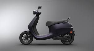 Electric Scooters: इन इलेक्ट्रिक स्कूटरों में मिलता है तगड़ा बूट स्पेस, कम कीमत के साथ है लंबी रेंज