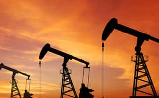 मोठी बातमी! भारत प्रथमच 'या' 4 देशांमध्ये साठवणार कच्चे तेल, आणीबाणीच्या स्थितीत साठे तयार करण्याचा निर्णय