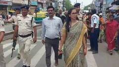 वाहन और  हेलमेट चेकिंग के लिए सड़क पर उतरीं जहानाबाद की DM, देखकर मच गया हड़कंप