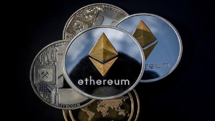 रिपोर्ट के अनुसार, हालिया महीनों में क्रिप्टोकरेंसी की चोरी का आकार भी बढ़ गया है. इस साल के पहले 6 महीने के दौरान बीते साल की तुलना में करीब लगभग डेढ़ गुनी बड़ी चोरियां हुई हैं.