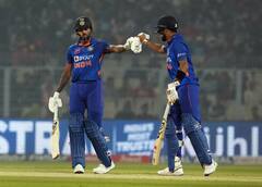 IND vs SL : भारताचा महत्त्वाचा श्रीलंका दौरा काही दिवसांवर, टीम इंडियाचा कॅप्टन कोण असणार? दोन खेळाडूंची नावं शर्यतीत