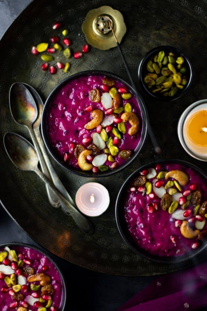 Beetroot Kheer: ਜੇਕਰ ਤੁਹਾਨੂੰ ਵੀ ਕੁਝ ਮਿੱਠਾ ਖਾਣ ਦਾ ਮਨ ਹੈ ਤਾਂ ਹੁਣ ਤੁਸੀਂ ਘਰ 'ਚ ਹੀ ਚੁਕੰਦਰ ਦੀ ਖੀਰ ਬਣਾ ਸਕਦੇ ਹੋ। ਇਹ ਸੁਆਦੀ ਹੋਣ ਦੇ ਨਾਲ-ਨਾਲ ਸਿਹਤ ਲਈ ਵੀ ਬਹੁਤ ਫਾਇਦੇਮੰਦ ਮੰਨਿਆ ਜਾਂਦਾ ਹੈ।