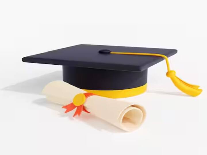 ਤੁਹਾਨੂੰ ਸਰਕਾਰੀ ਜਾਂ ਪ੍ਰਾਈਵੇਟ ਸਕੂਲਾਂ ਅਤੇ ਕਾਲਜਾਂ ਤੋਂ ਪ੍ਰਾਪਤ ਸਕਾਲਰਸ਼ਿਪ 'ਤੇ ਕੋਈ ਟੈਕਸ ਨਹੀਂ ਦੇਣਾ ਪਵੇਗਾ। ਪੀਐਫ ਦੀ ਰਕਮ ਨੂੰ ਵੀ ਟੈਕਸ ਦੇ ਦਾਇਰੇ ਤੋਂ ਬਾਹਰ ਰੱਖਿਆ ਗਿਆ ਹੈ।