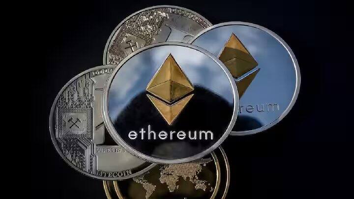 टीआरएम लैब्स का कहना है कि क्रिप्टोकरेंसी चोरी की संख्या दोगुनी होने के लिए दो मुख्य कारण जिम्मेदार हैं। पहला कारण है बड़े हमलों का होना और दूसरा कारण है क्रिप्टोकरेंसी की कीमत में बढ़ोतरी.