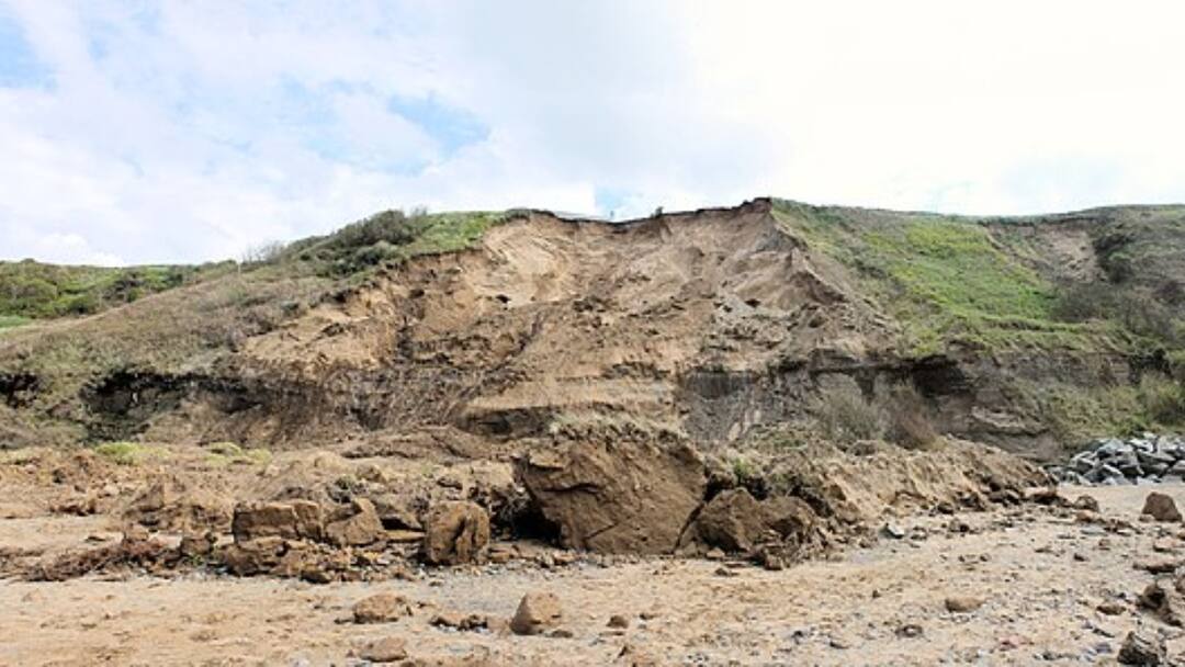 12 Killed, 18 Missing After Downpour Causes Landslide At Illegal Gold Mine In Indonesia Indonesia Sulawesi Island 12 Killed18 Missing After Major Landslide 12 Killed, 18 Missing After Downpour Causes Landslide At Illegal Gold Mine In Indonesia