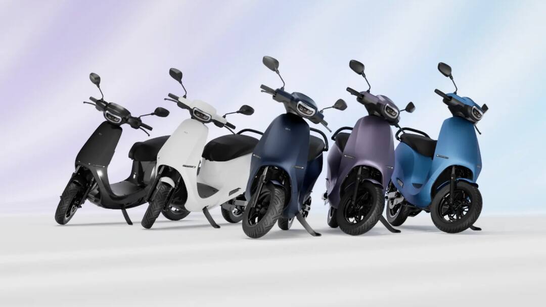 Scooters: லைசென்ஸ் வேண்டாம், ஃபைன் போட நோ சேன்ஸ் -  தாரளமாய் ஓட்டக்கூடிய 5 ஸ்கூட்டர்கள் - பட்ஜெட்டில்