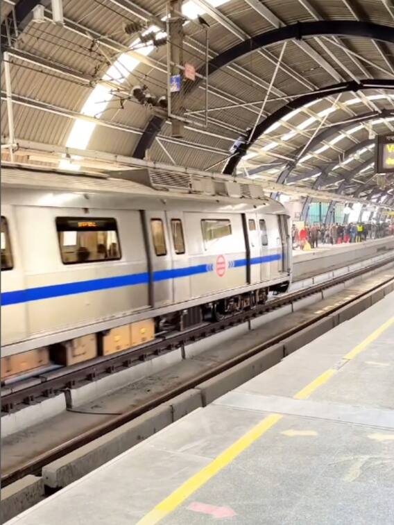 कैसे चलती और रुकती है ड्राइवरलेस मेट्रो