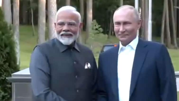 PM Modi In Russia: Modi Meets Putin For Private Dinner At President's House