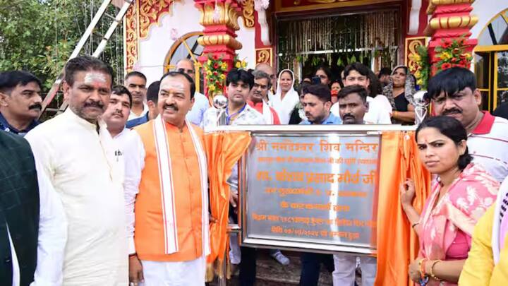अब बताते हैं कि कौन हैं पूजा पाल? दरअसल, कौशांबी की चायल से एमएलए पूजा पाल ने राज्यसभा चुनाव में समाजवादी पार्टी से किनारा कर लिया था और भाजपा के पक्ष में वोट किया था. तब से लेकर अब तक उनको लेकर कई चर्चाएं होने लगी थी. कहा जा रहा था कि वह जल्दी सपा का दामन छोड़ देंगी.