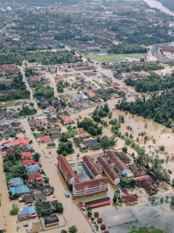 बाढ़ कैसे आती है, क्या जानते हैं आप?