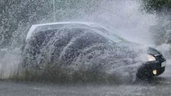 Tips: વરસાદમાં કાર લઇને જઇ રહ્યાં છો ફરવા ? તો બે-ત્રણ વાતોનું રાખો ધ્યાન નહીં તો લેવાના દેવા પડી જશે...