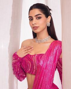 Khushi Kapoor Is An Indian Barbie Doll In A Manish Malhotra Saree; SEE PICS
