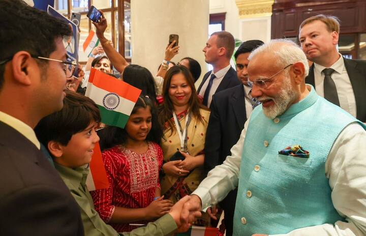 During his visit, he also met the Indian Diaspora gathered in Moscow, Russia. (Image Source: X/@narendramodi)