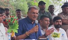 ગીર સોમનાથ કેલકટરે ગોચર પર દબાણ કરનારાઓને મીઠી ભાષામા આપી ચીમકી