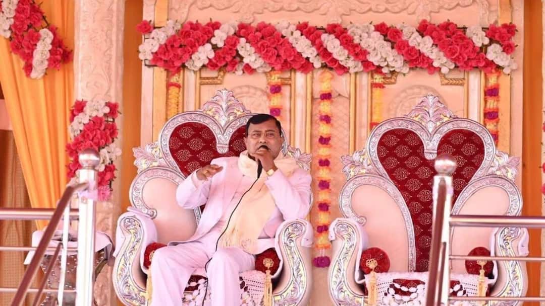 Hathras news Hathras incident SIT Report on satsang narayan sakar hari bhole baba  Hathras Stampede: हाथरस पर एसआईटी की रिपोर्ट में बड़ा दावा, बताया कौन है भगदड़ का 'असली' जिम्मेदार