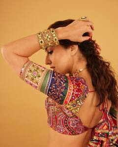 Sara Ali Khan Photos : கண்களால் கொள்ளையடிக்கும் பாலிவுட் நடிகை சாரா அலி கான்!