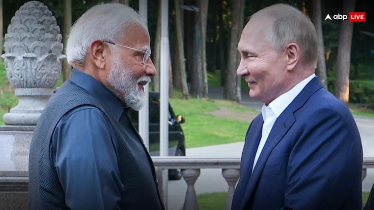 Vladimir Putin accepts PM Modi request on discharge indian staff serving in Russian Army रूसी सेना में इंडियन स्टाफ: यूक्रेन के साथ युद्ध के बीच ये बात मानकर पुतिन ने दूर की पीएम मोदी की बड़ी टेंशन