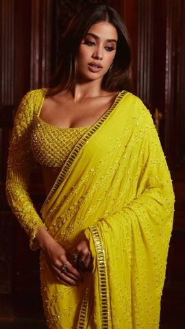 Janhvi Kapoor Channels Sridevi's Iconic Chandni