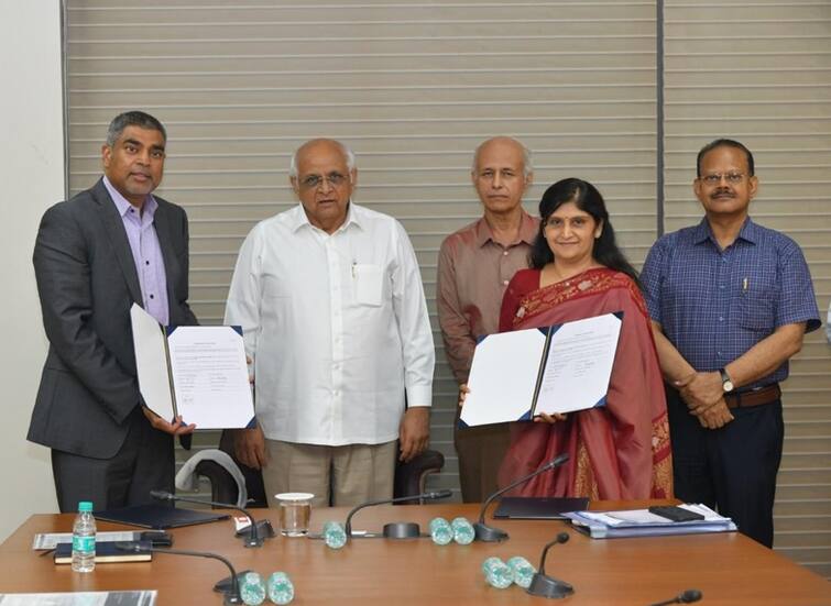 Gujarat AI News Artificial Intelligence readiness contract between gujarat state science and technology and intel corporation Gujarat AI Contract: રાજ્યના સાયન્સ એન્ડ ટેકનોલોજી અને ઇન્ટેલ કોર્પોરેશન વચ્ચે AI રેડીનેસ માટે કરાર, ગુજરાતને કરશે પ્રગતિ