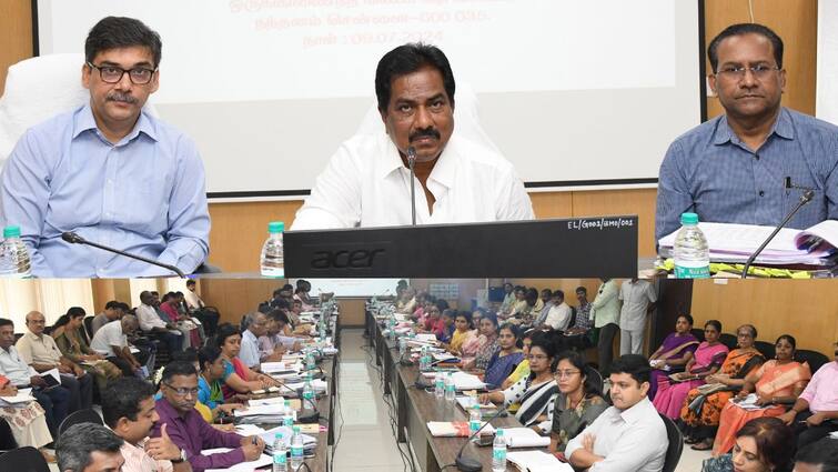 Ministry of Commercial Taxes Registration meeting lead by moorthy discussed about tax revenue Tax Revenue: வணிகவரித்துறையில் கடந்த ஆண்டைவிட ரூ. 3,727 கோடி கூடுதல் வருவாய் - தமிழ்நாடு வணிகவரித்துறை
