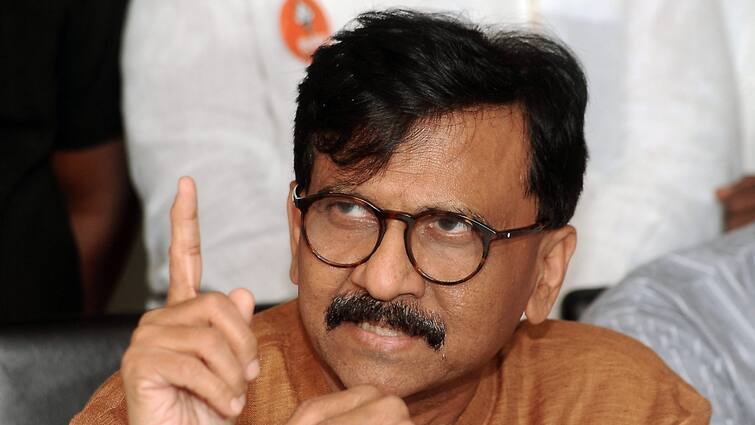 Shiv Sena UBT leader Sanjay Raut Says PM Modi goes to Russia, Italy, London Why not Manipur 'पीएम मोदी रूस, इटली और लंदन जाते हैं, लेकिन...', संजय राउत का हमला