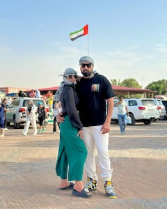 10 फ्लॅट्सपासून ते लक्झरी फार्महाऊसपर्यंत अरमान आहे 200 कोटी रुपयांच्या संपत्तीचा मालक..