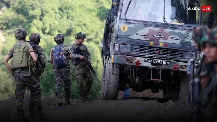 Jammu Kashmir Kathua Terrorist Attack 5 Indian Army Soldiers Killed know how they reached Jammu ऐसा क्या हुआ बदलाव, जो आतंकियों के निशाने पर अब घाटी नहीं जम्मू है?