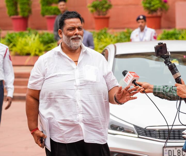 बिहार में रुपौली विधानसभा का उप-चुनाव तब बड़ा रोचक हो गया, जब बीमा भारती को पप्पू यादव का समर्थन हासिल हो गया. यह वही राजद नेत्री हैं, जो कभी पप्पू यादव के खिलाफ चुनाव लड़ी थीं.