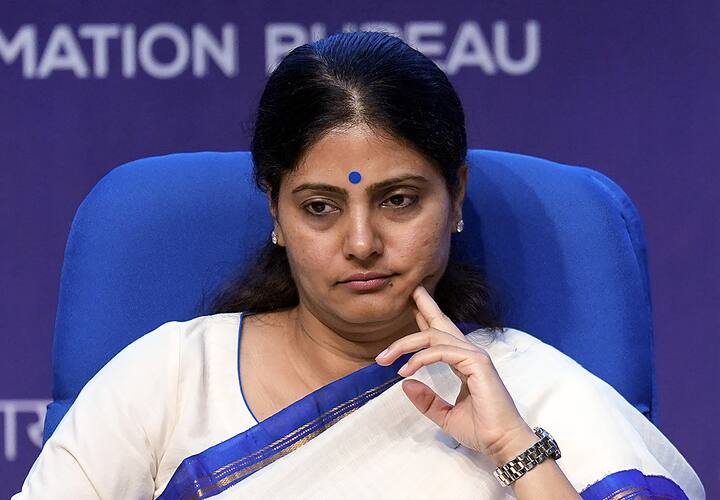 सियासी गलियारों में इस घटनाक्रम के बाद अटकलें लगाई जाने लगीं कि कहीं बीजेपी के सहयोगी रिव्यू से दूर तो नहीं भाग रहे.