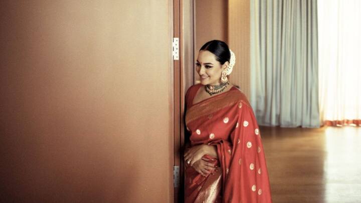 এদিন প্রায় খান দশেক ছবি পোস্ট করেন নায়িকা। ক্যাপশনে প্রত্যেক ছবির নেপথ্য কাহিনি ভাগ করে নেন অনুরাগীদের সঙ্গে। ছবি: ইনস্টাগ্রাম