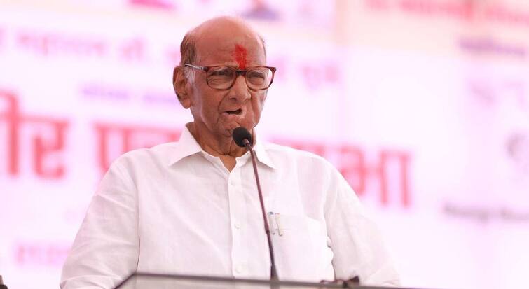 ncp Chief Sharad Pawar narrated the story of his decision as Defense Minister in tasgaon kavathe mahankal assembly constituency Speech maharashtra marathi-news Sharad Pawar : सैन्यदलातील प्रमुखांचे एकमत नसताना संरक्षण मंत्री म्हणून मी निर्णय घेतला अन् सैन्यात मुलींना स्थान दिले: शरद पवार  