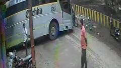 एमपी: इंदौर में बस ड्राइवर ने शख्स को कुचला, बाइक सवार पर चढ़ा दी गाड़ी