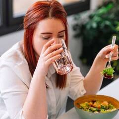 Health Tips : ਖਾਣਾ ਖਾਣ ਤੋਂ ਪਹਿਲਾਂ ਜਾਂ ਬਾਅਦ 'ਚ, ਪਾਣੀ ਪੀਣ ਦਾ ਸਹੀ ਸਮਾਂ ਕਦੋਂ ਹੈ?