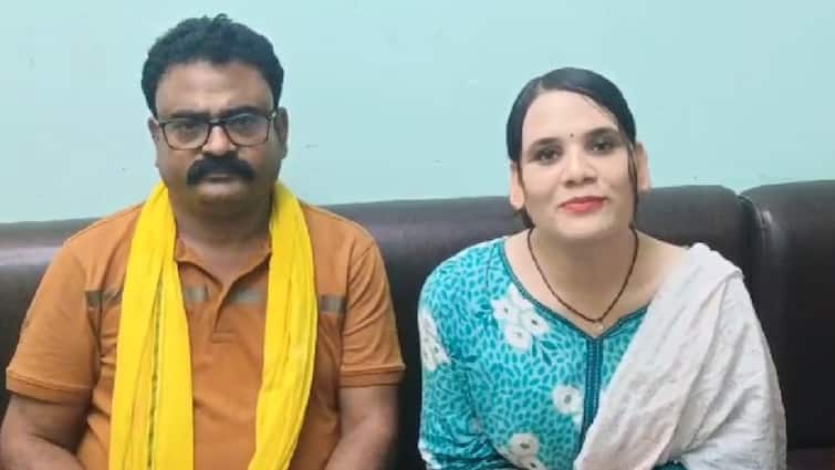 bihar-daroga-result-out bhagalpur manvi-madhu-kashyap-became-first-transgender-sub-inspector Bihar Daroga Result: कभी समाज के ताने सुनकर छोड़ना पड़ा था घर, अब देश की पहली ट्रांसजेंडर दारोगा बनी मधु