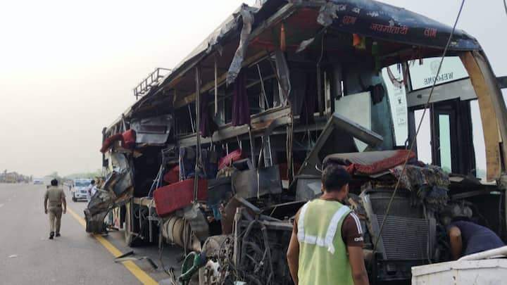 At least 18 people died and 19 were injured when a double-decker sleeper bus hit a milk tanker on the Agra-Lucknow Expressway in Unnao, Uttar Pradesh, on Wednesday.