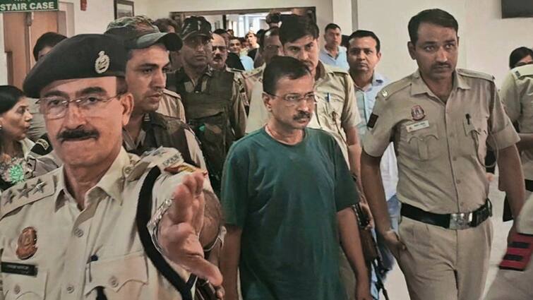 Supreme Court To Deliver Verdict On Arvind Kejriwal's Plea Challenging His Arrest SC To Deliver Verdict On Arvind Kejriwal's Plea Challenging His Arrest Today