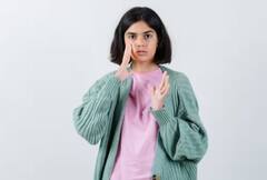 Dry Cough: ਸੁੱਕੀ ਖੰਘ ਨੇ ਕਰ'ਤਾ ਬੂਰਾ ਹਾਲ? ਤਾਂ ਅਪਣਾਓ ਆਹ ਘਰੇਲੂ ਸੌਖੇ ਤਰੀਕੇ, ਛੇਤੀ ਮਿਲੇਗਾ ਛੁਟਕਾਰਾ